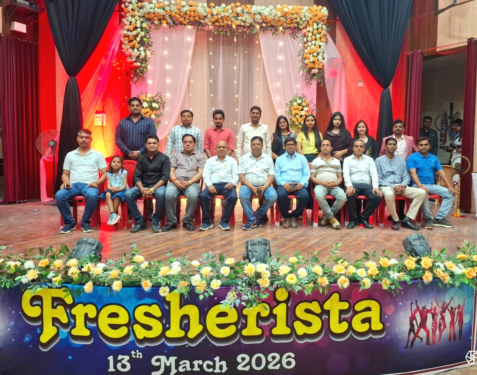 <p>एम. डी. बैच 2025 फ्रेशर पार्टी कार्यक्रम का आयोजन 13 मार्च 2026 को कॉलेज के ऑडिटोरियम में किया गया जिसमे कॉलेज के छात्रो ने प्रतिभाग किया इसमें कॉलेज के सभी सम्मानित शिक्षक उपस्थित थे&nbsp;</p>